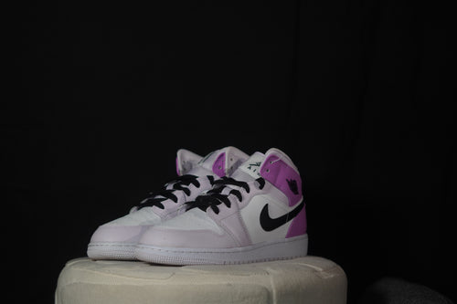 Jordan 1 Mid Barely Grape