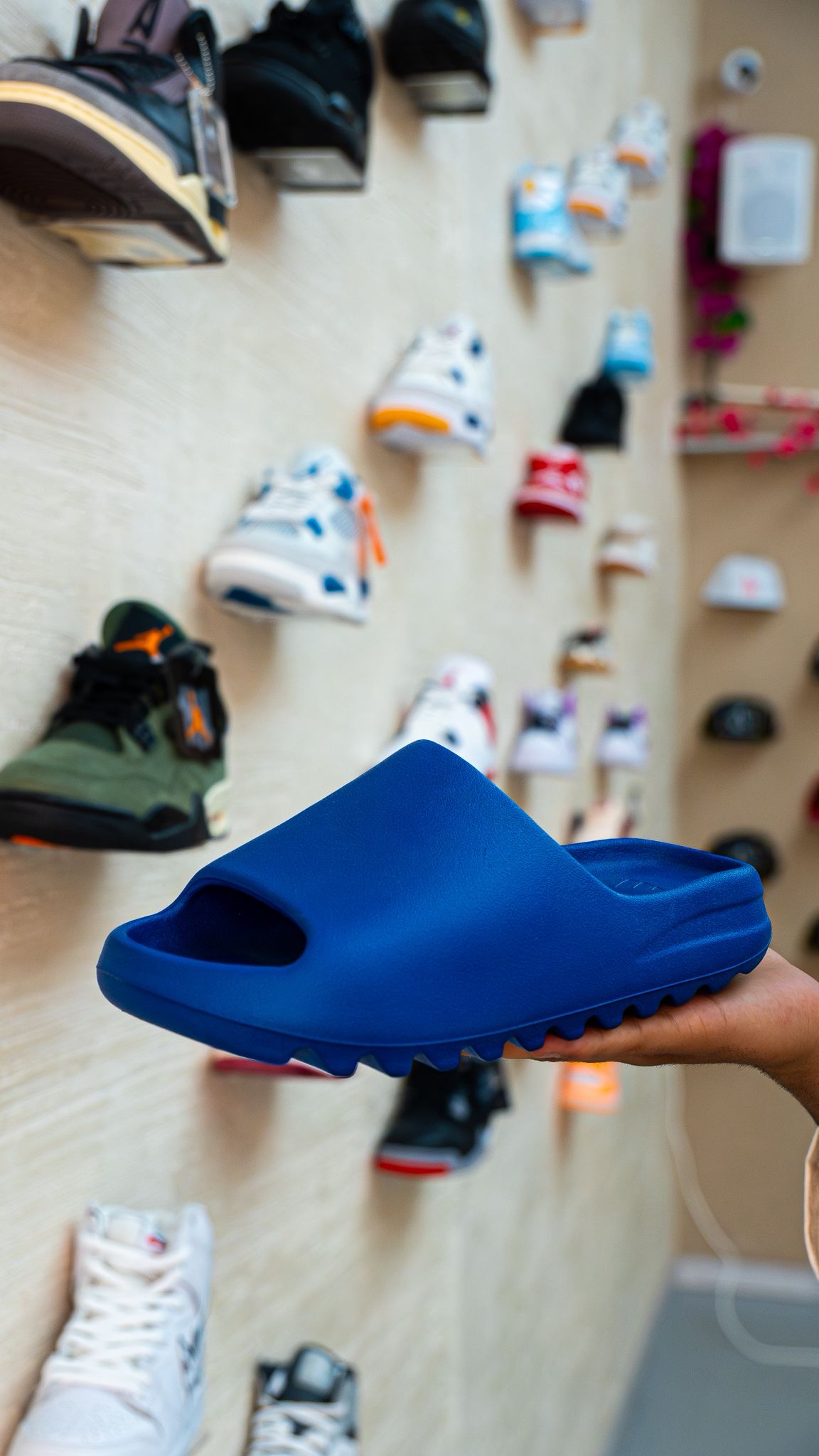adidas Yeezy Slide