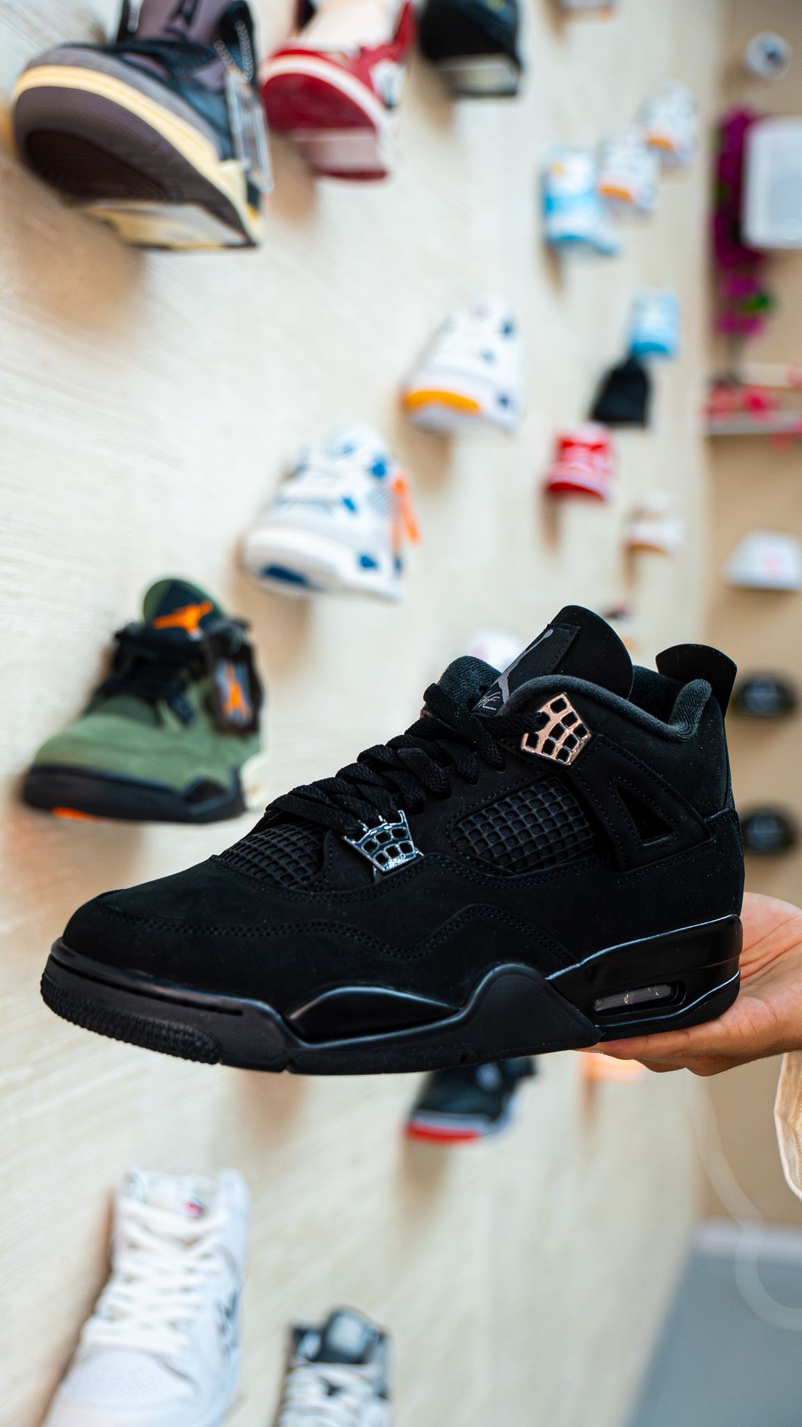 Jordan 4 Retro Black Cat