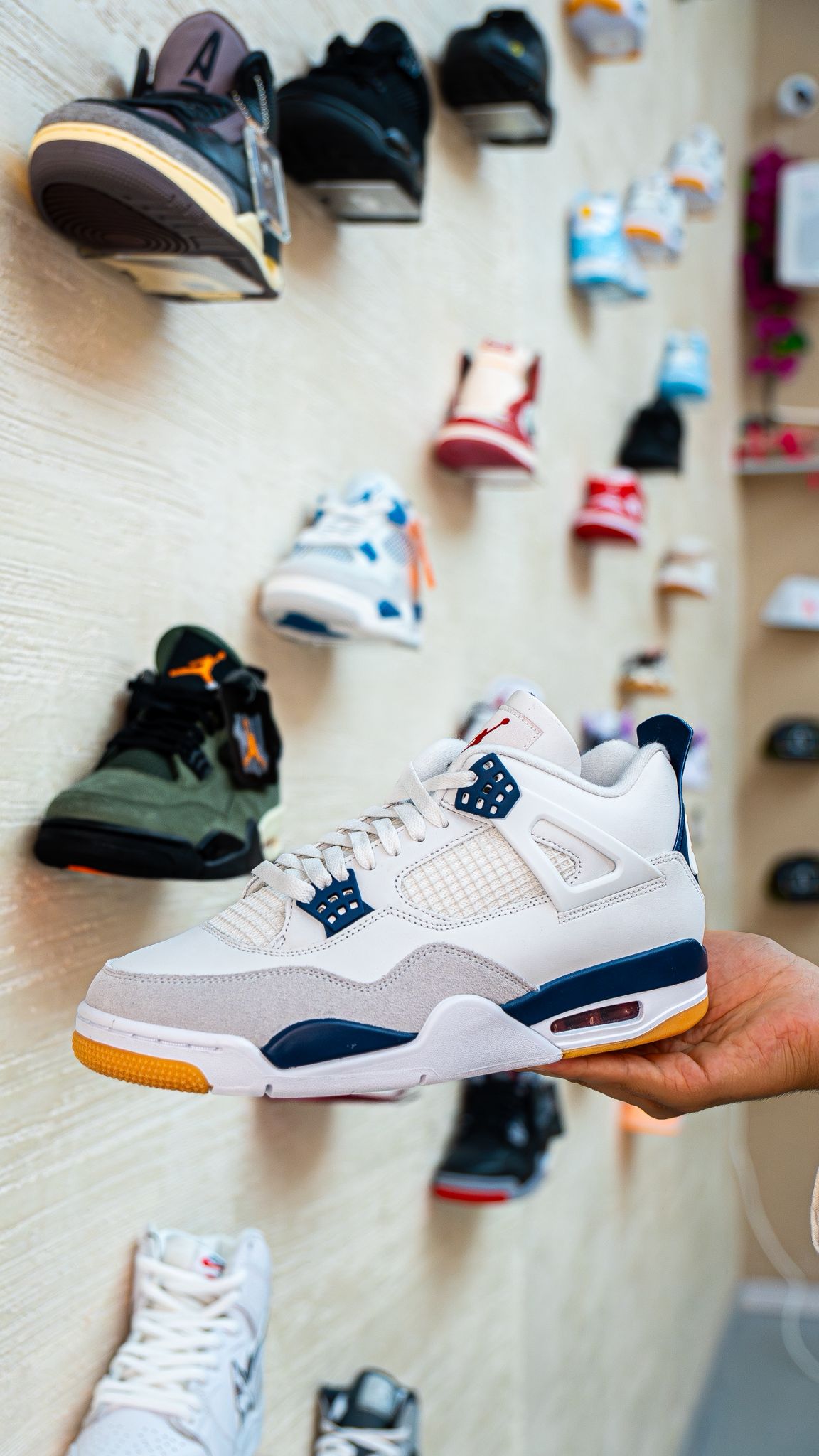 Jordan 4 SB Navy